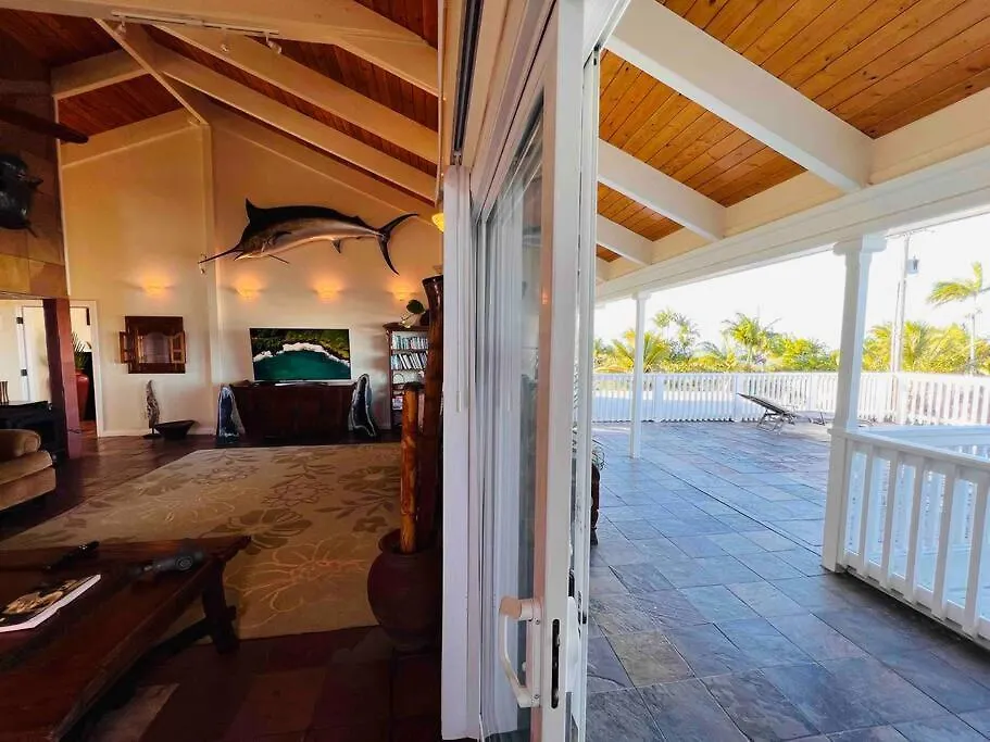 Private Waterfalls , Massive Big Island Estate, Ocean Views , Unbelievable Location Villa Hakalau 0*,  United States