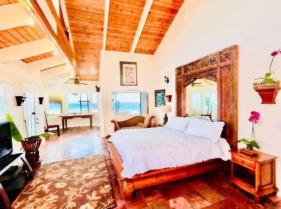 Private Waterfalls , Massive Big Island Estate, Ocean Views , Unbelievable Location Villa Hakalau Holiday home