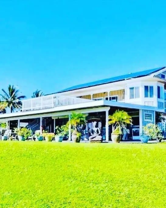 Private Waterfalls , Massive Big Island Estate, Ocean Views , Unbelievable Location Villa Hakalau Holiday home