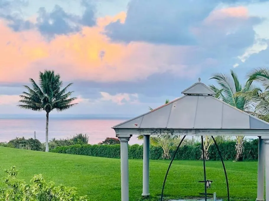 Vila Private Waterfalls , Massive Big Island Estate, Ocean Views , Unbelievable Location Hakalau